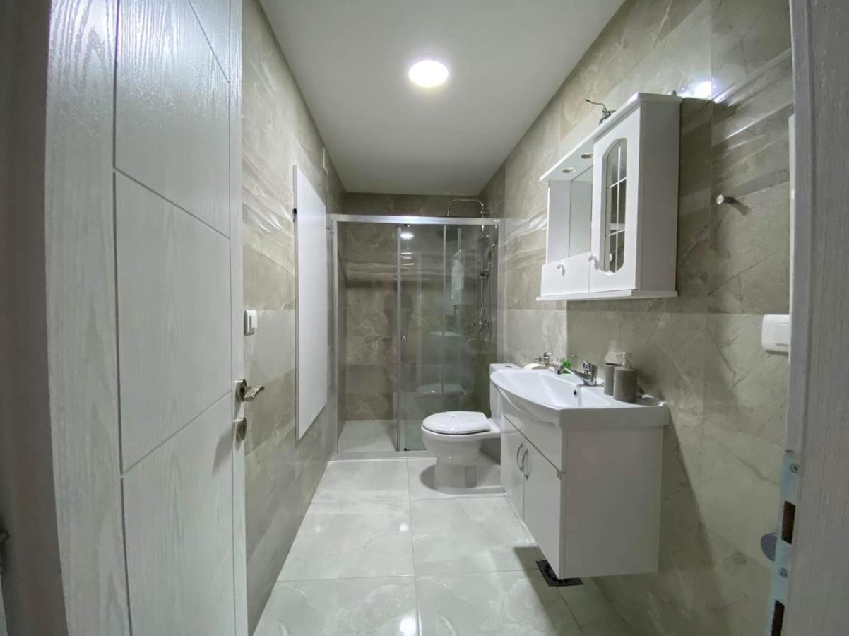 Sis Apartments Охрид Екстериор снимка